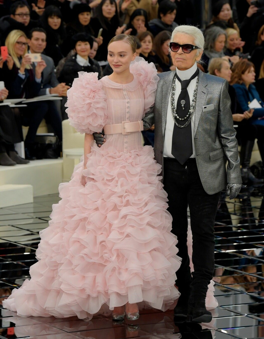 Lily-Rose Depp och Karl Lagerfeld.