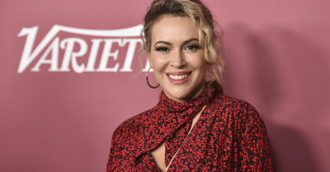 Alyssa Milano uppmanade kvinnor att använda hashtaggen #metoo efter anklagelserna mot Harvey Weinstein år 2017.