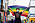 Deltagare med Pride-flagga under Pride-festivalen i Pasto, Narino, i Colombia