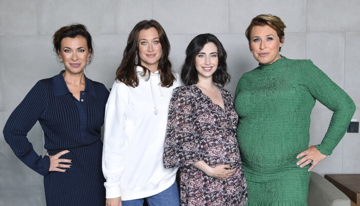 Amanda Schulman, Julia Ragnarsson, Dilan Gwyn, Hannah Widell på pressträffen inför premiären av Två systrar.
