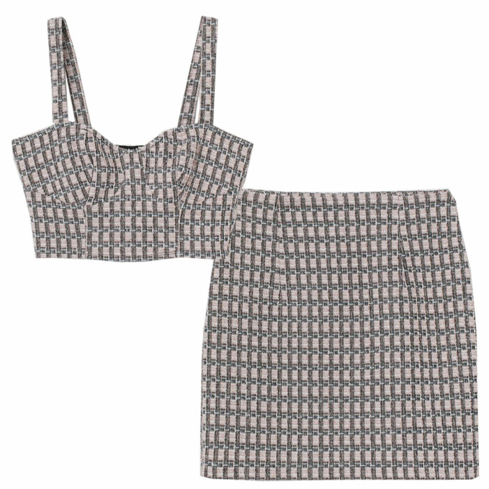 matchande set med minikjol och croptop