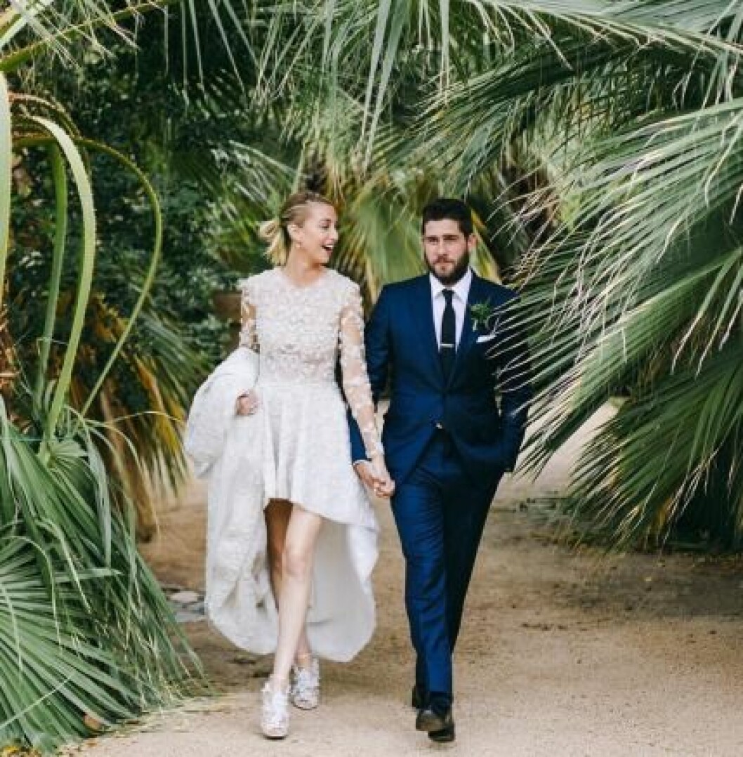 whitney port bröllopsklänning