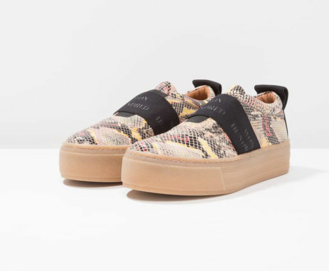 slip-in-skor-won-hundred