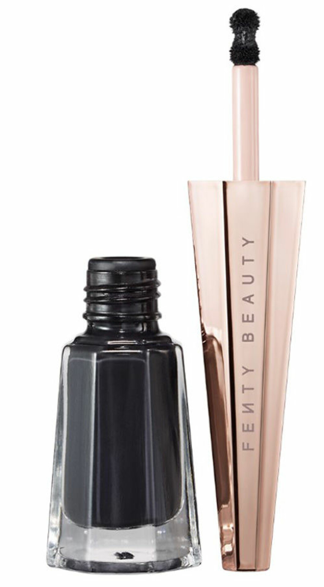 En bild på produkten Stunna Lip Paint i nyansen Uninvited. Sminkkollektionen heter Fenty Beauty och är skapad av Rihanna.