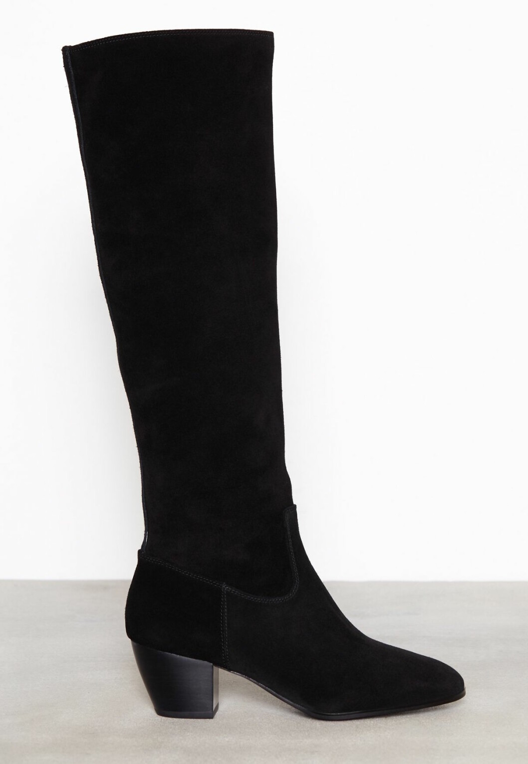 Svarta knähöga boots