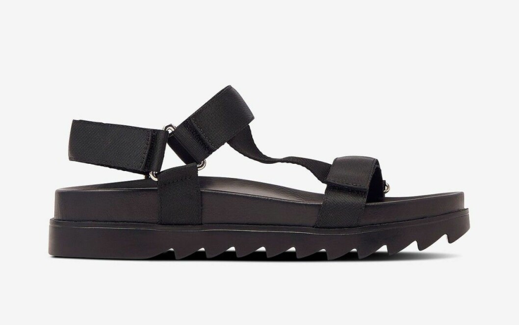 Svarta chunky sandaler från Ellos