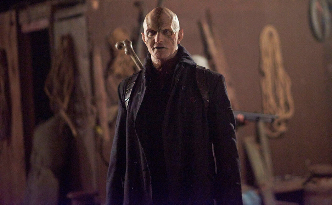 Ephraim Goodweather får bekymmer med en ondskefull stam av vampyrism i den fjärde säsongen av <em>The Strain</em>. Foto: HBO En vampyr i The Strain, säsong 4.