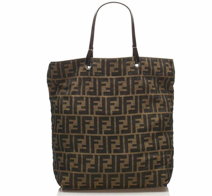 toteväska fendi