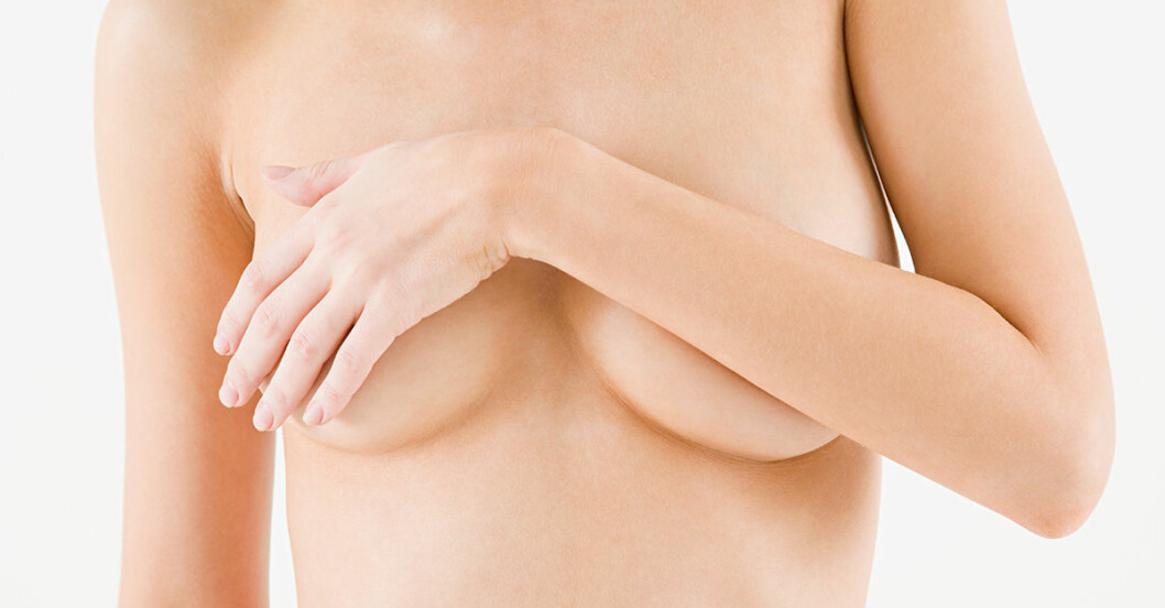 Så undersöker du dina bröst – steg för steg