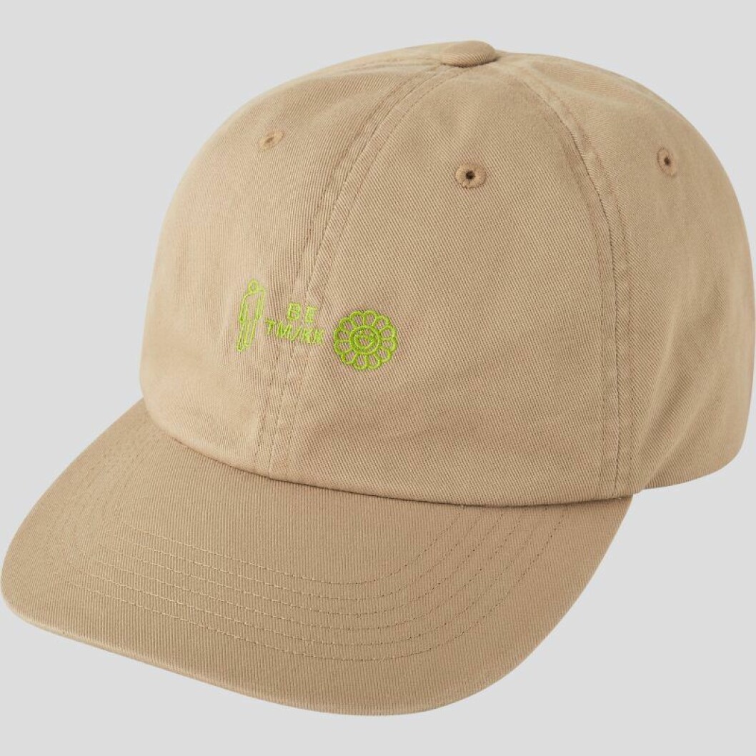 Billie Eilish x Takashi Murakami för Uniqlo: beige keps