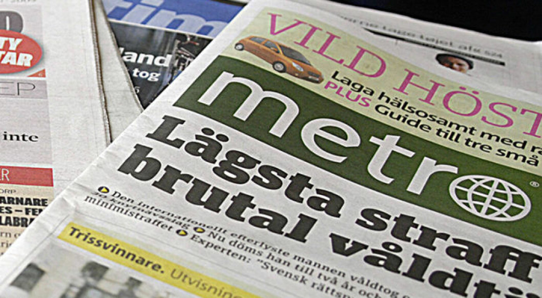 Tidningen Metros logga högst upp på en tidning.