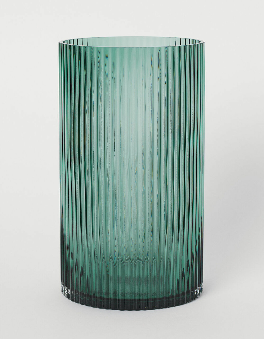 Vas med räfflat grönt glas från H&M Home