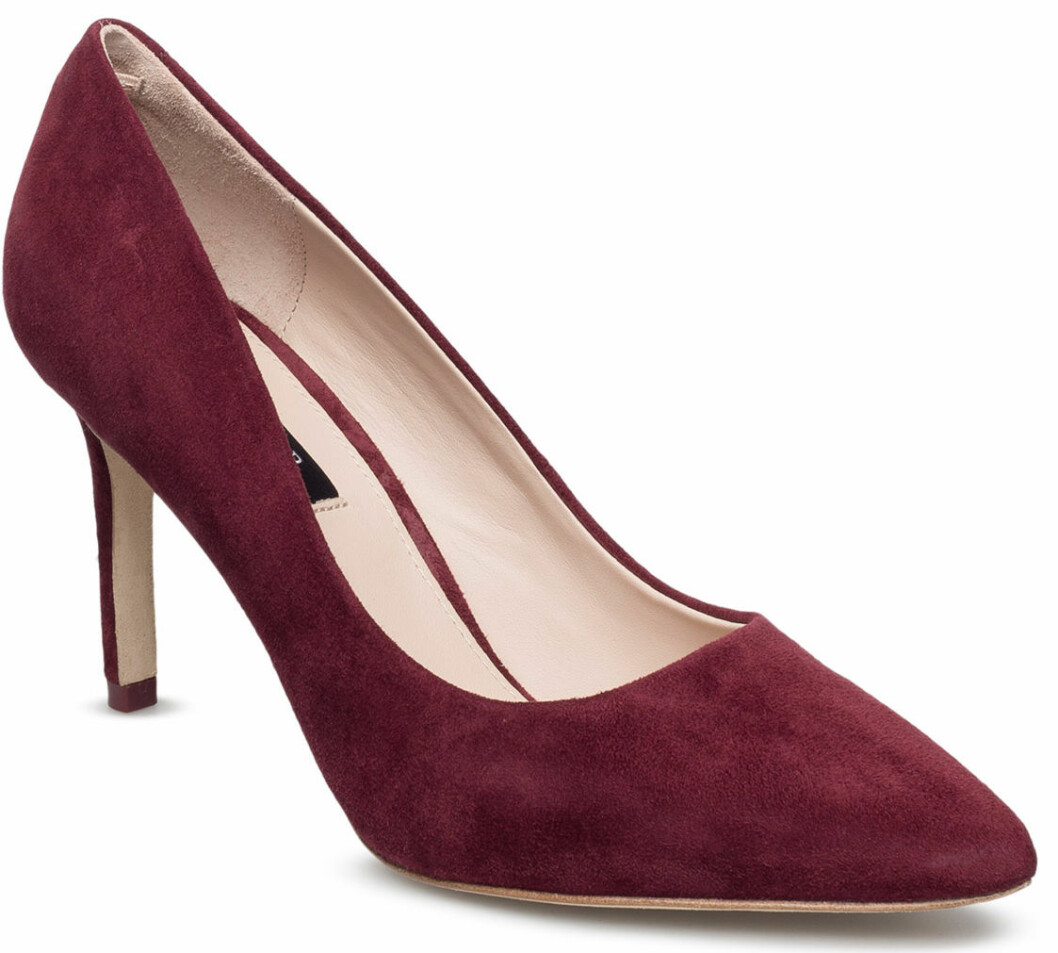 vinröda pumps