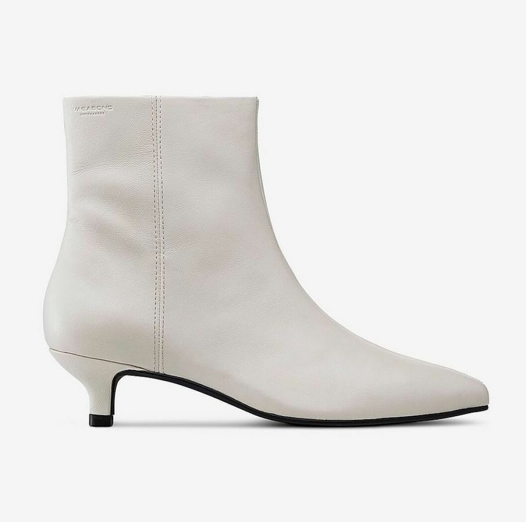 Vita boots till hösten
