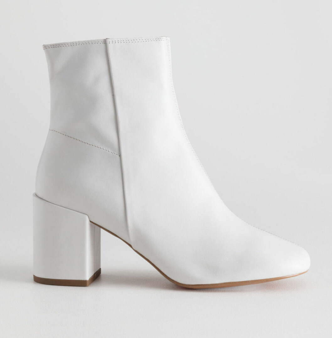 Vita boots till hösten
