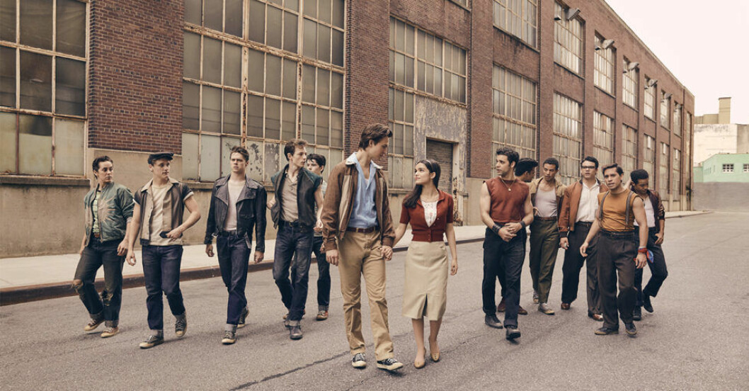 Ansel Elgort och Rachel Zegler i West Side Story